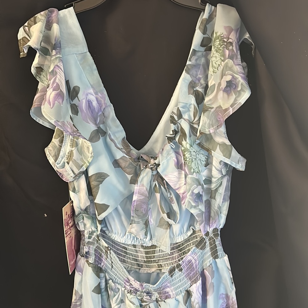 Size M - Picture 3 of 3
